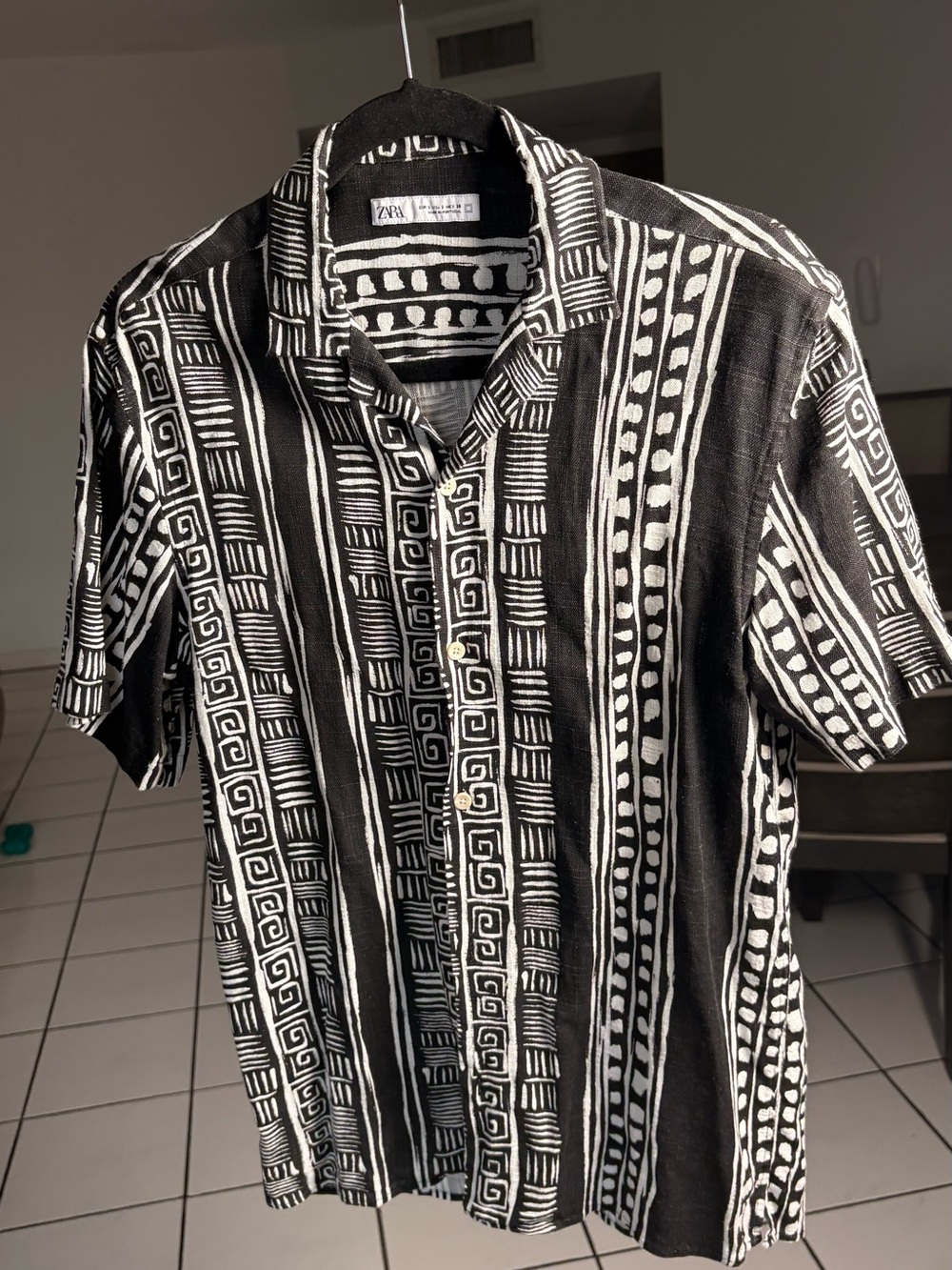 Zara Black and White Geometric Short-Sleeve Button-Down Shirt